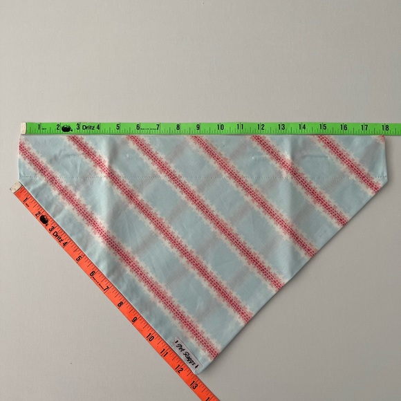 Designer Set of 2 Bandana’s… New - Picture 4 of 6